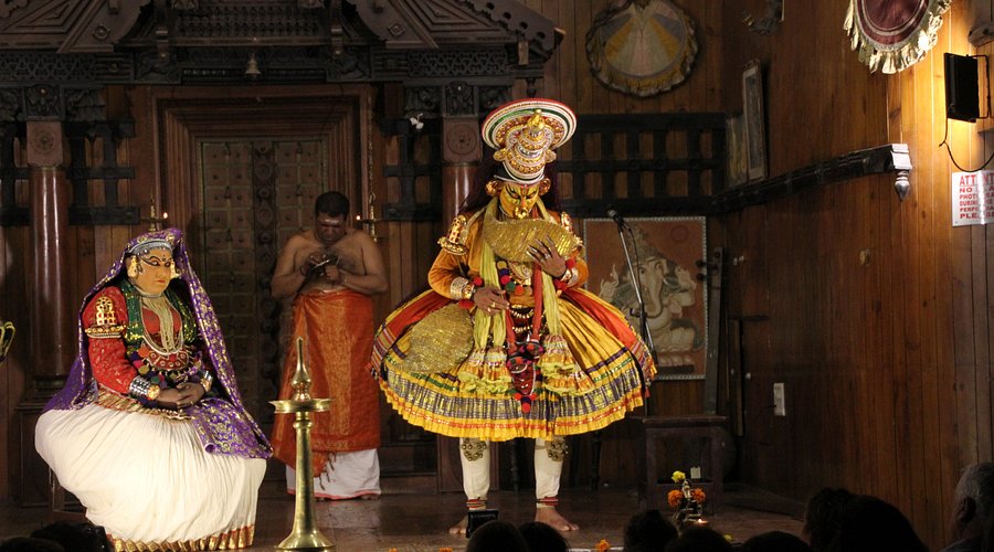 Kathakali Ernakulam