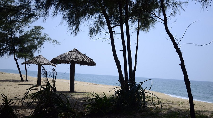 Kuzhupilly Beach Ernakulam  